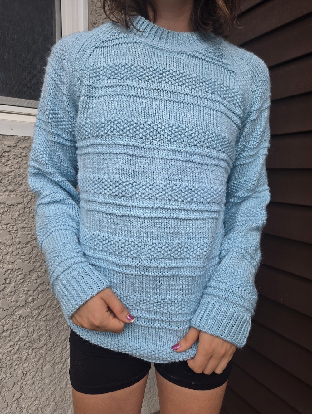 Women's Vintage Handmade Knit Baby Blue Pattern Crewneck Pullover Sweater
